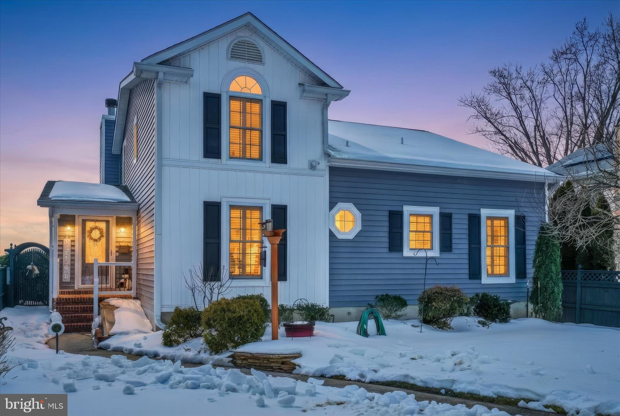 HOLLY FARM BEACH - Residential