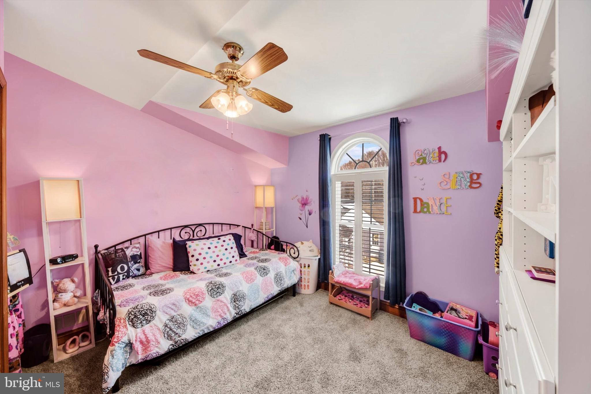 HOLLY FARM BEACH - Residential