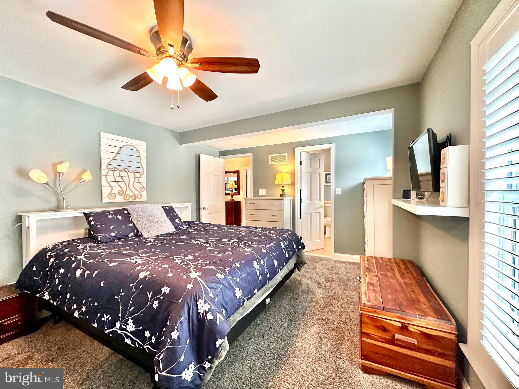 HOLLY FARM BEACH - Residential