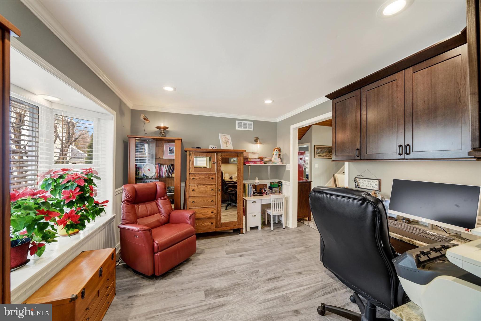 HOLLY FARM BEACH - Residential