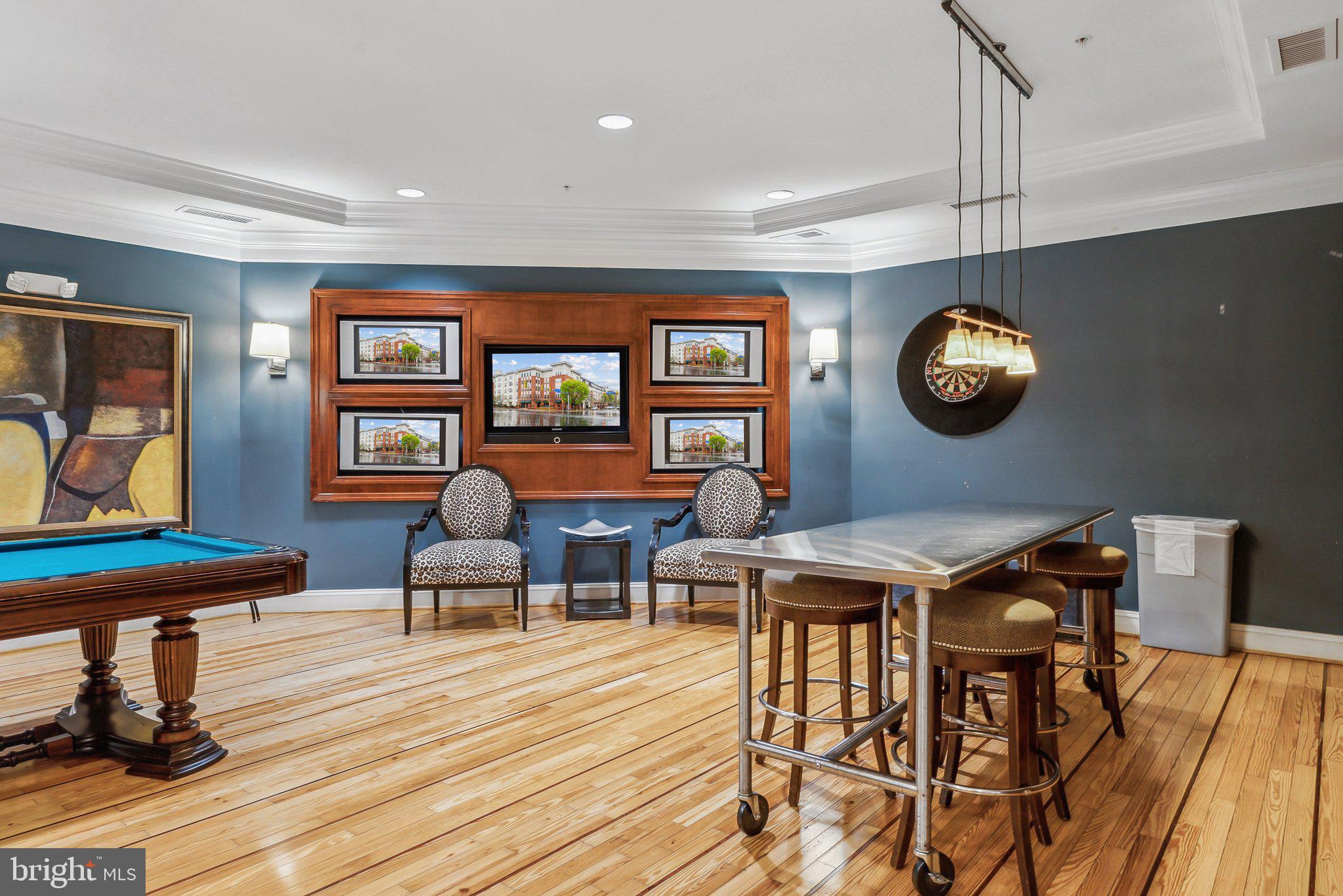 HALSTEAD AT THE METRO - Residential