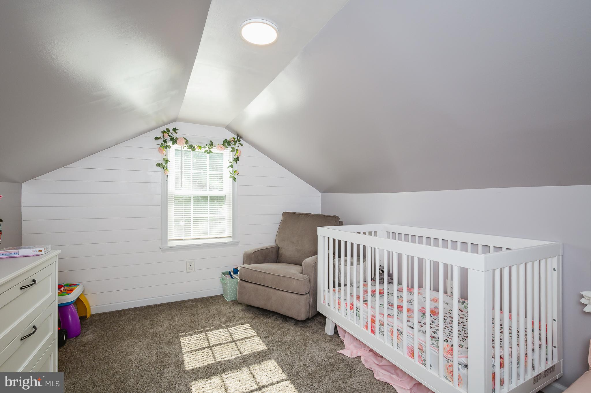 GRAY MANOR - Residential