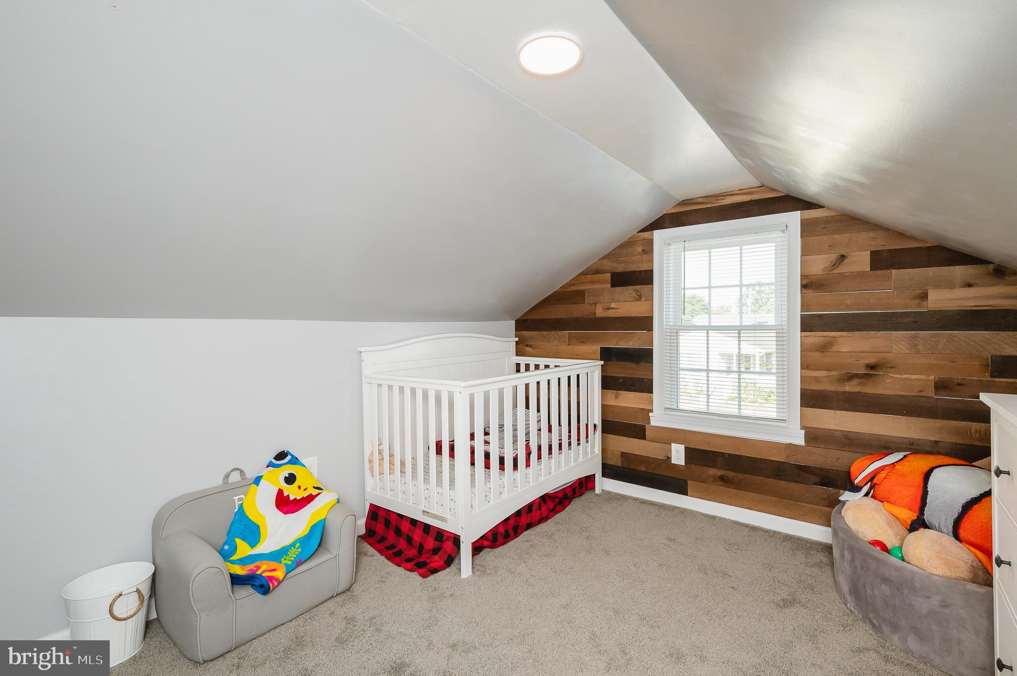 GRAY MANOR - Residential