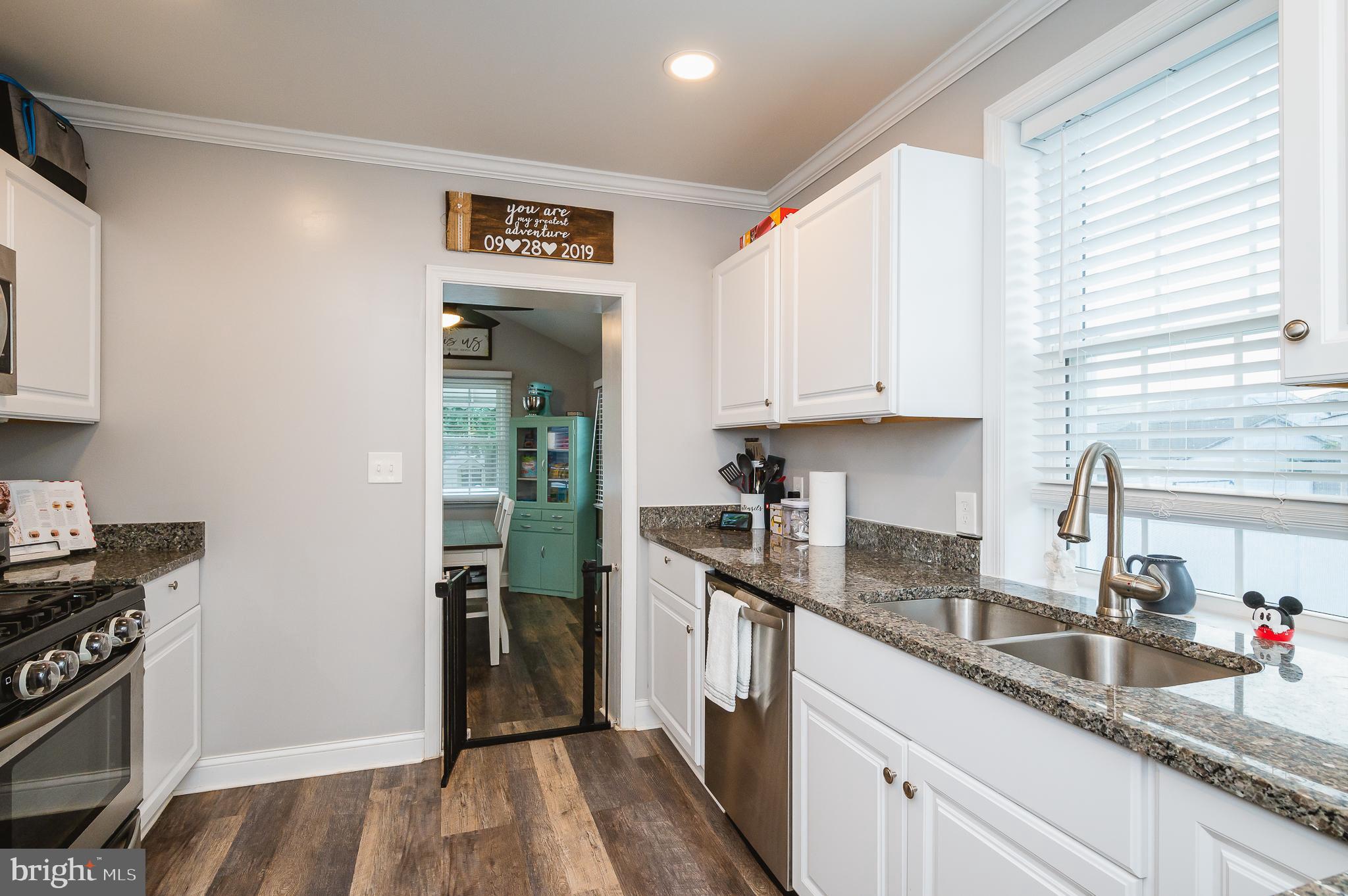 GRAY MANOR - Residential