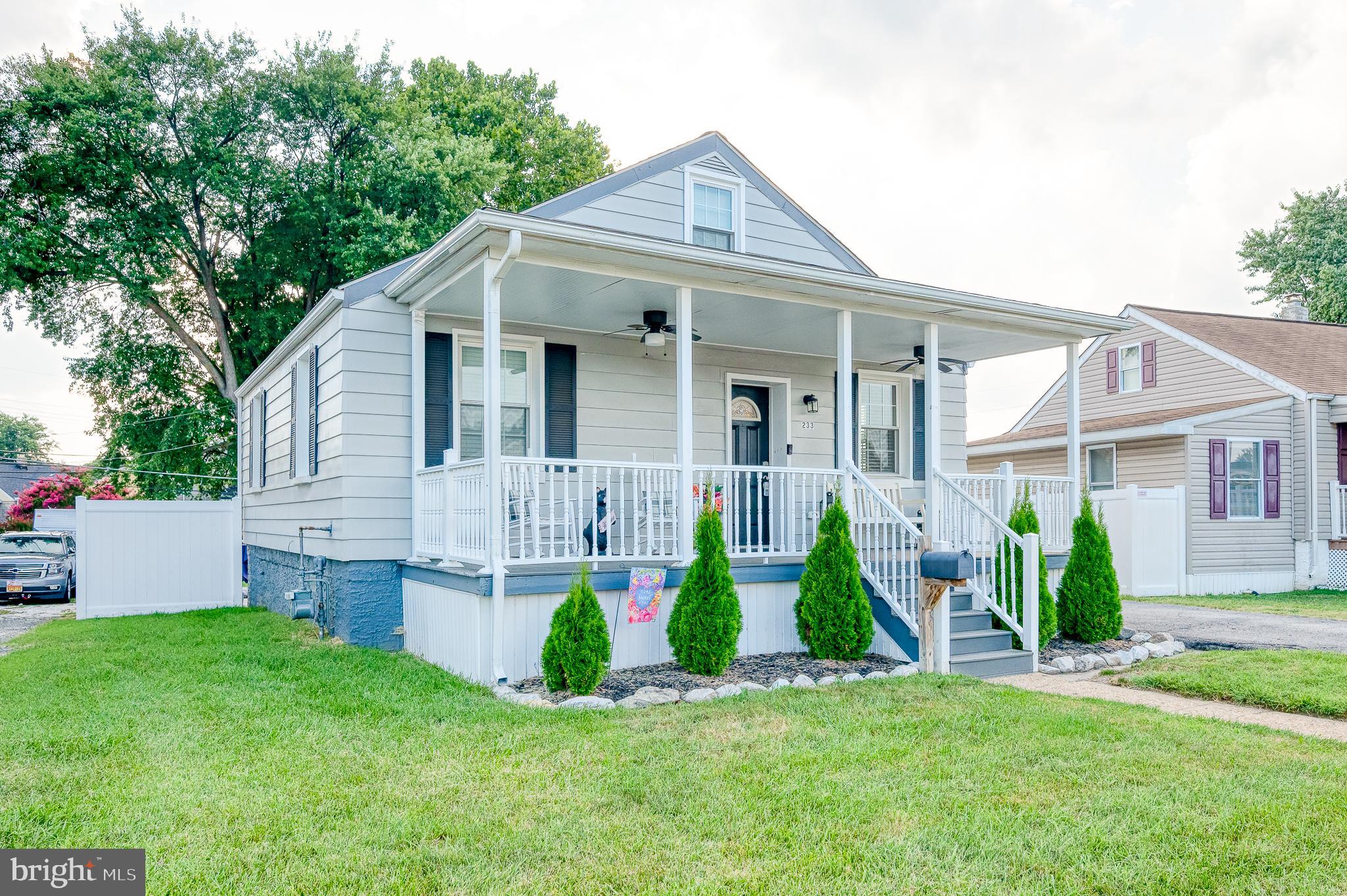 GRAY MANOR - Residential