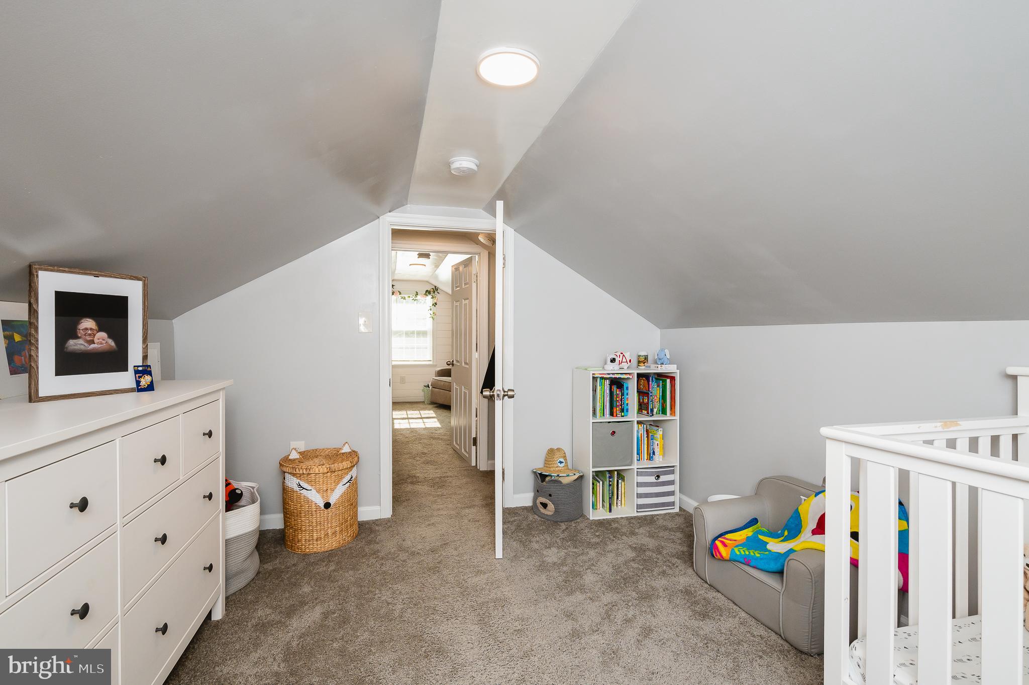 GRAY MANOR - Residential