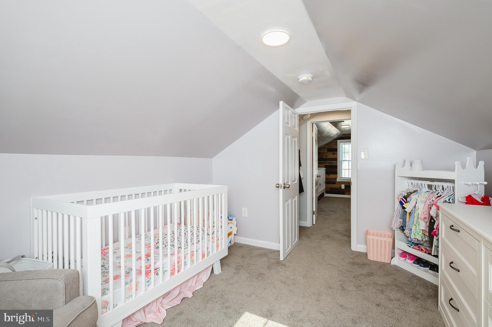 GRAY MANOR - Residential