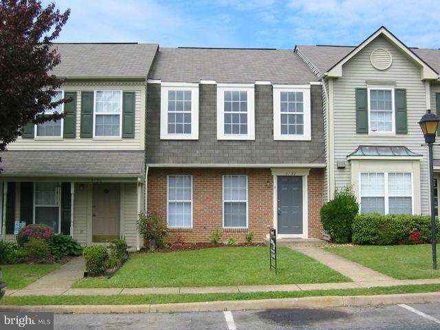 FAIRVIEW COMMONS - Residential Lease