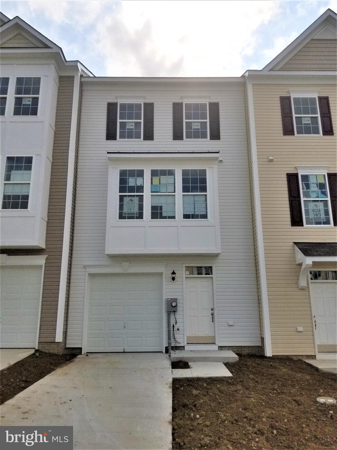 RIVERSIDE VILLAGES - Residential