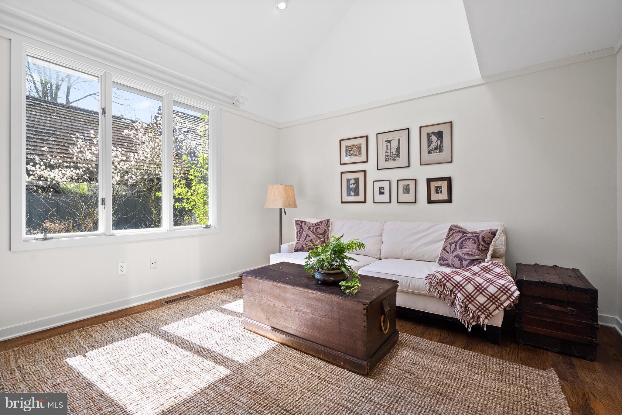 SOUTHRIDGE - Residential