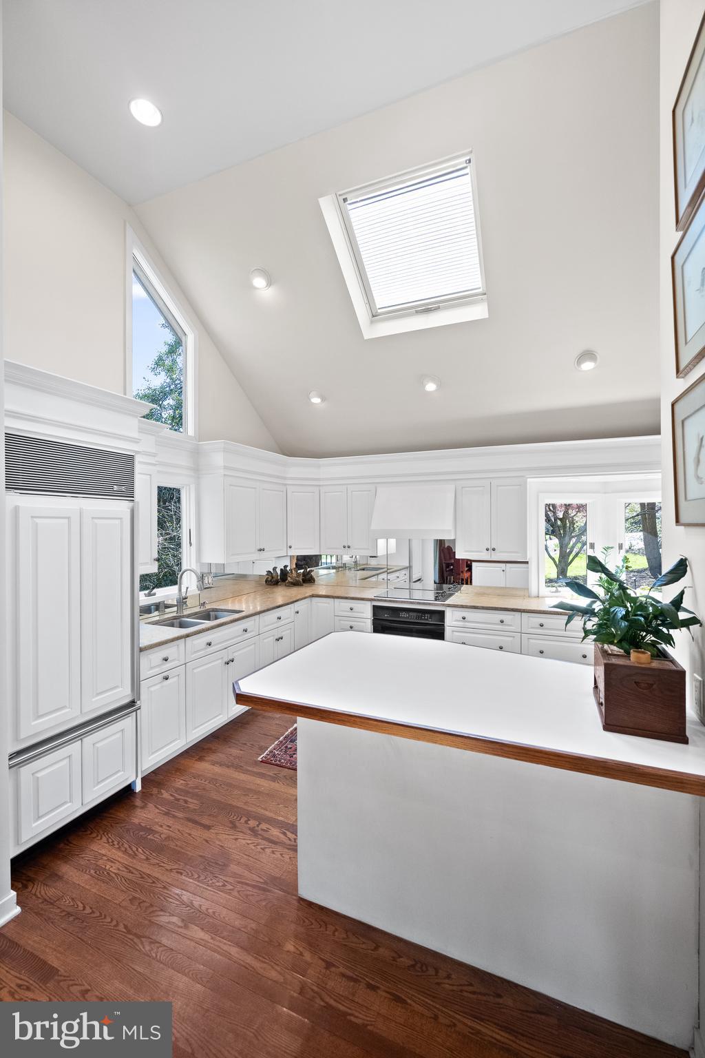 SOUTHRIDGE - Residential