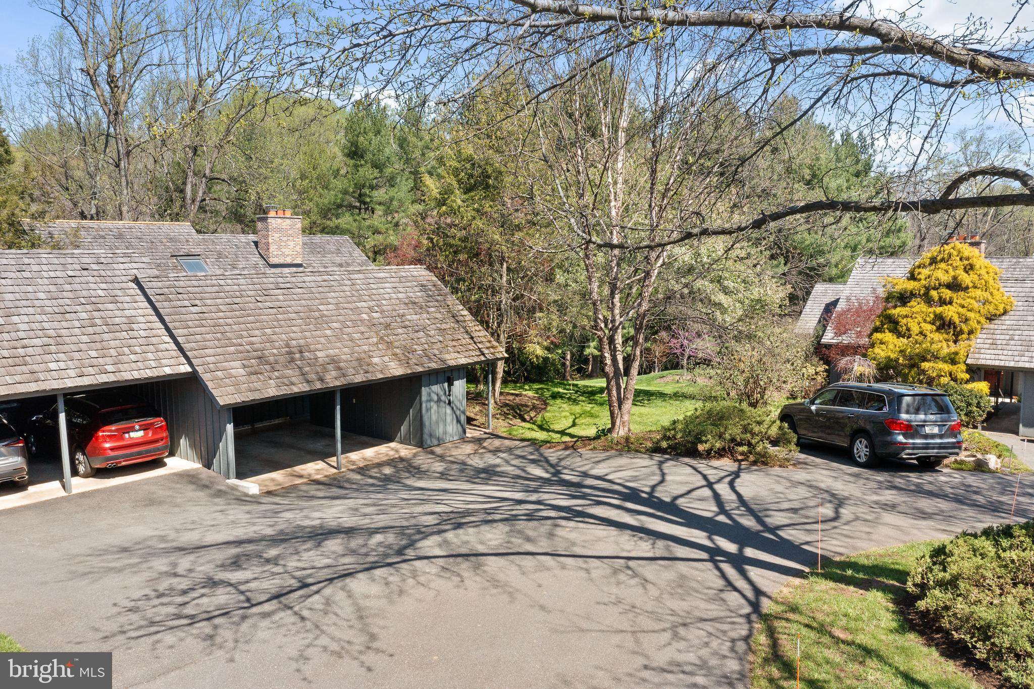 SOUTHRIDGE - Residential