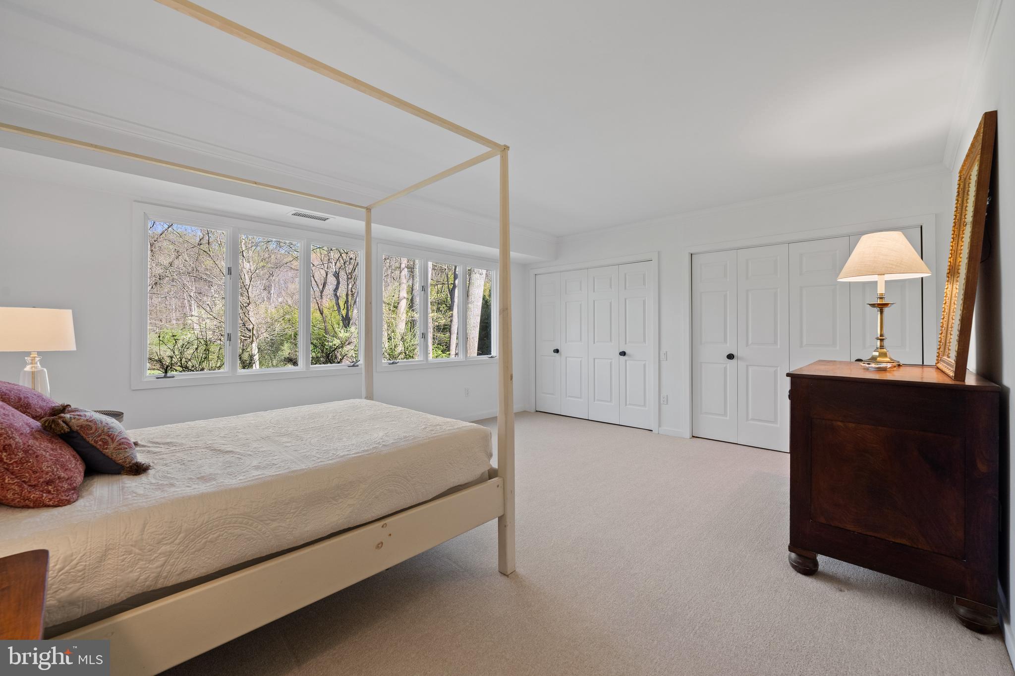 SOUTHRIDGE - Residential