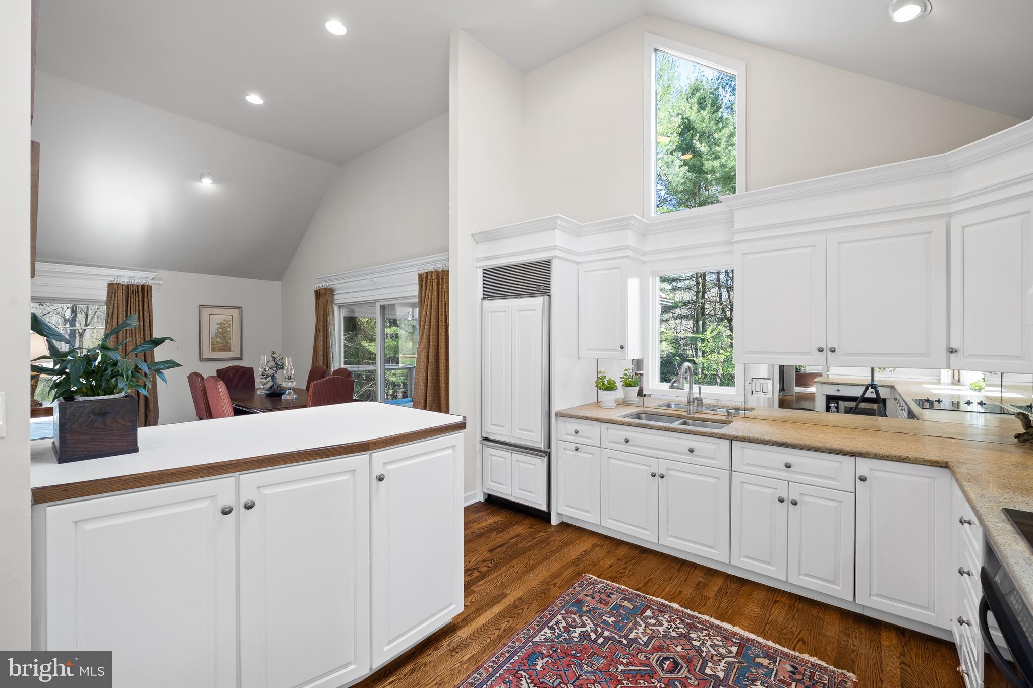 SOUTHRIDGE - Residential