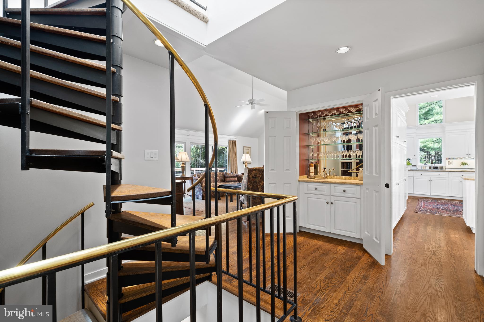 SOUTHRIDGE - Residential