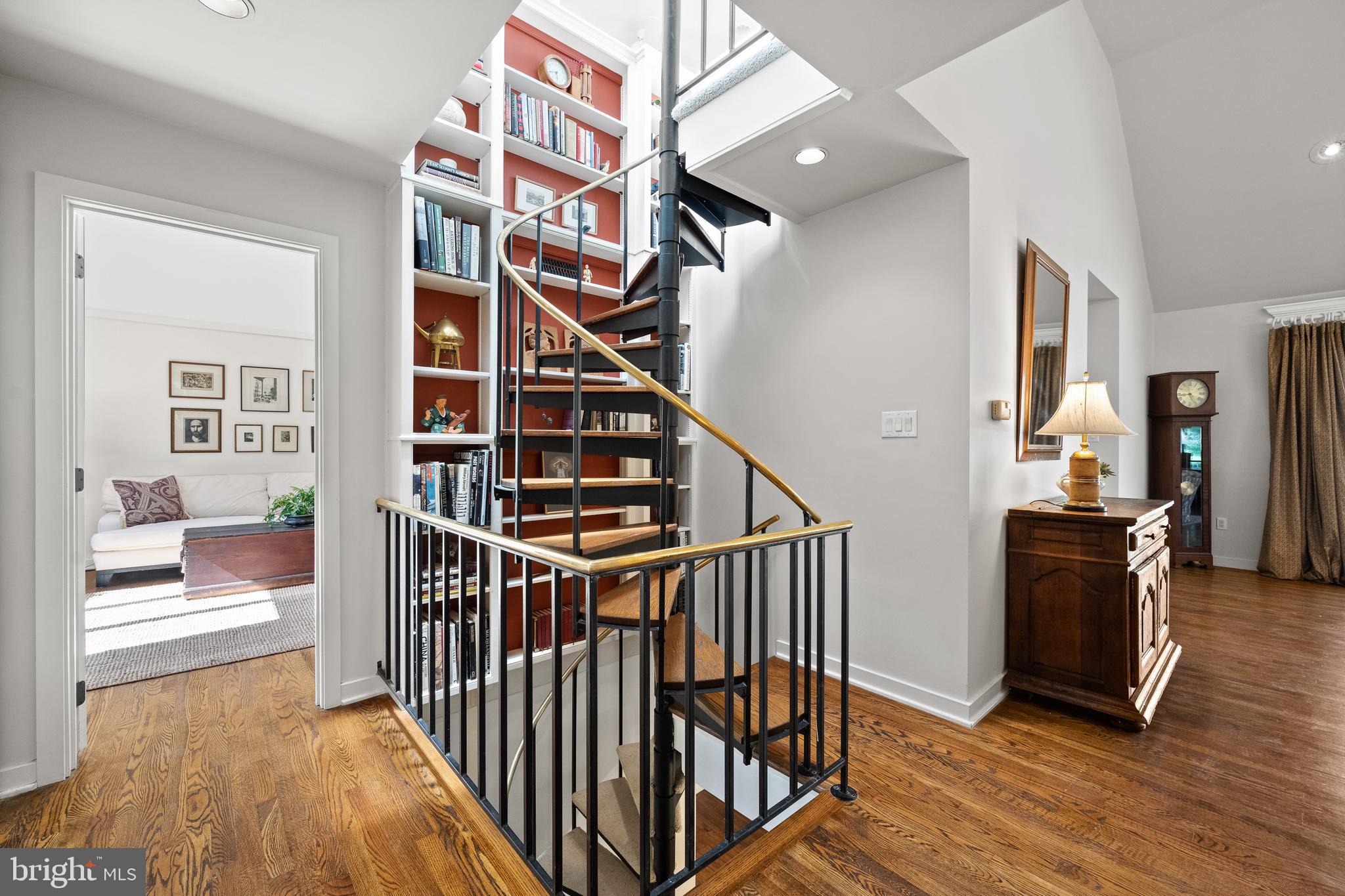 SOUTHRIDGE - Residential