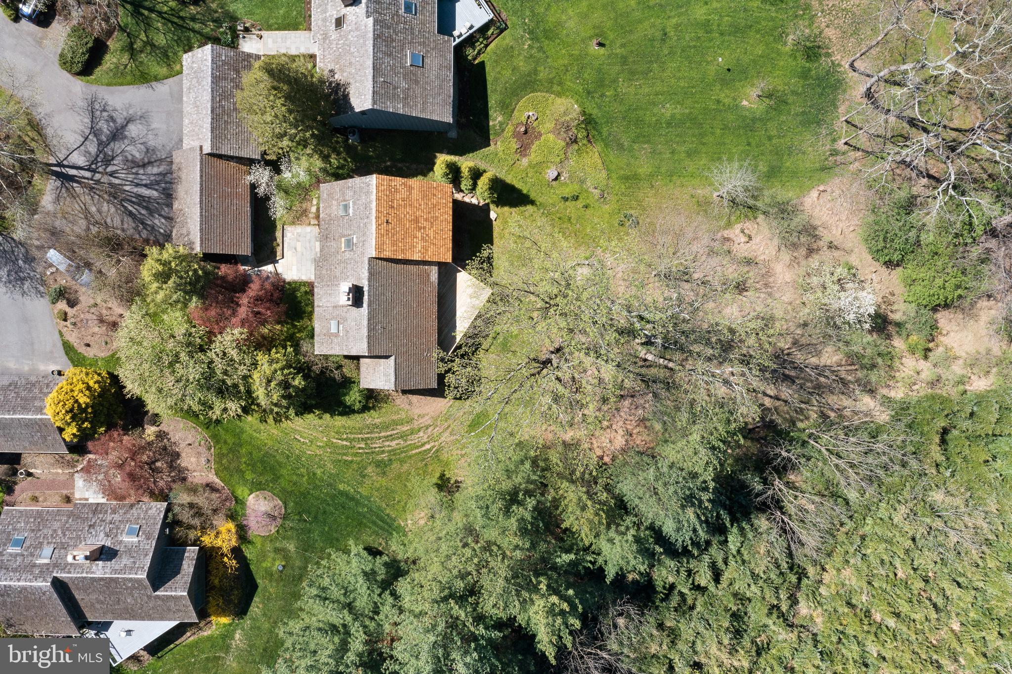 SOUTHRIDGE - Residential