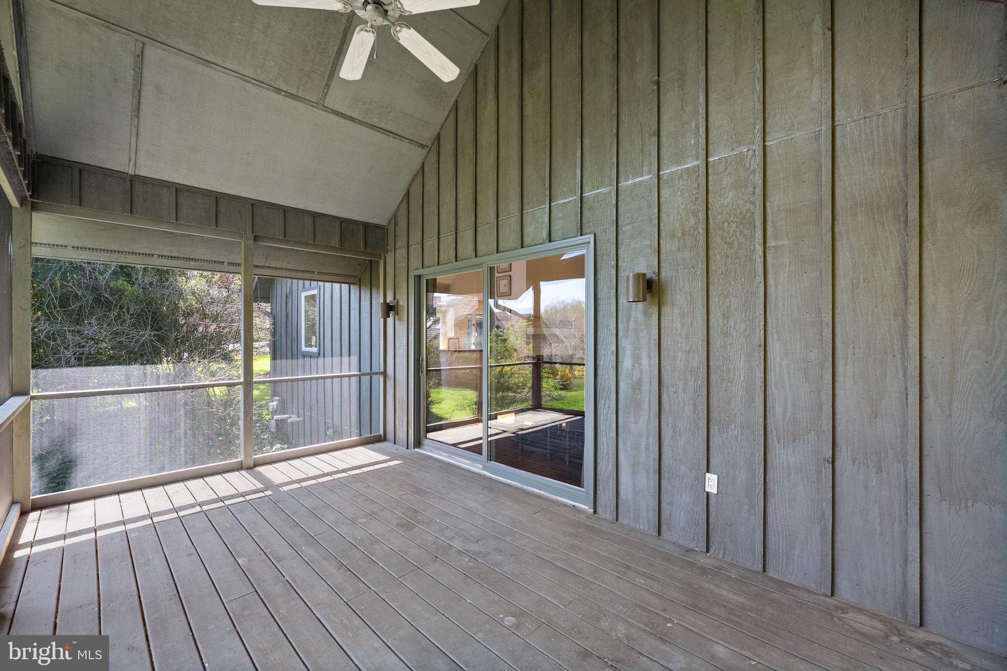 SOUTHRIDGE - Residential