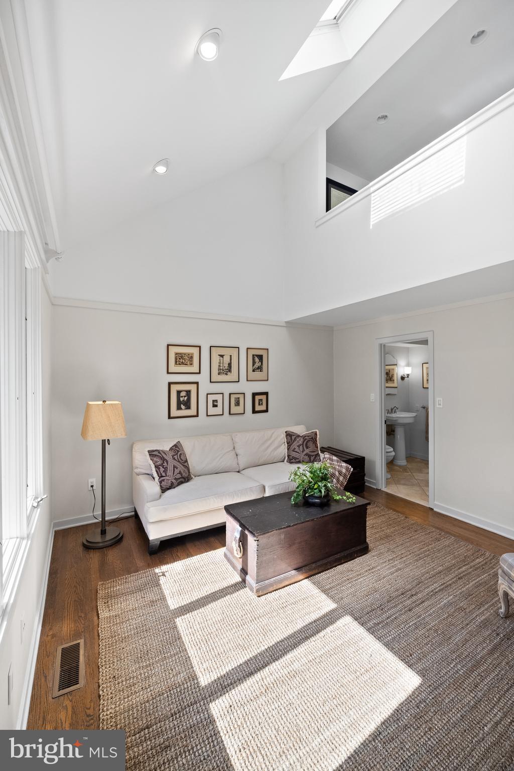 SOUTHRIDGE - Residential