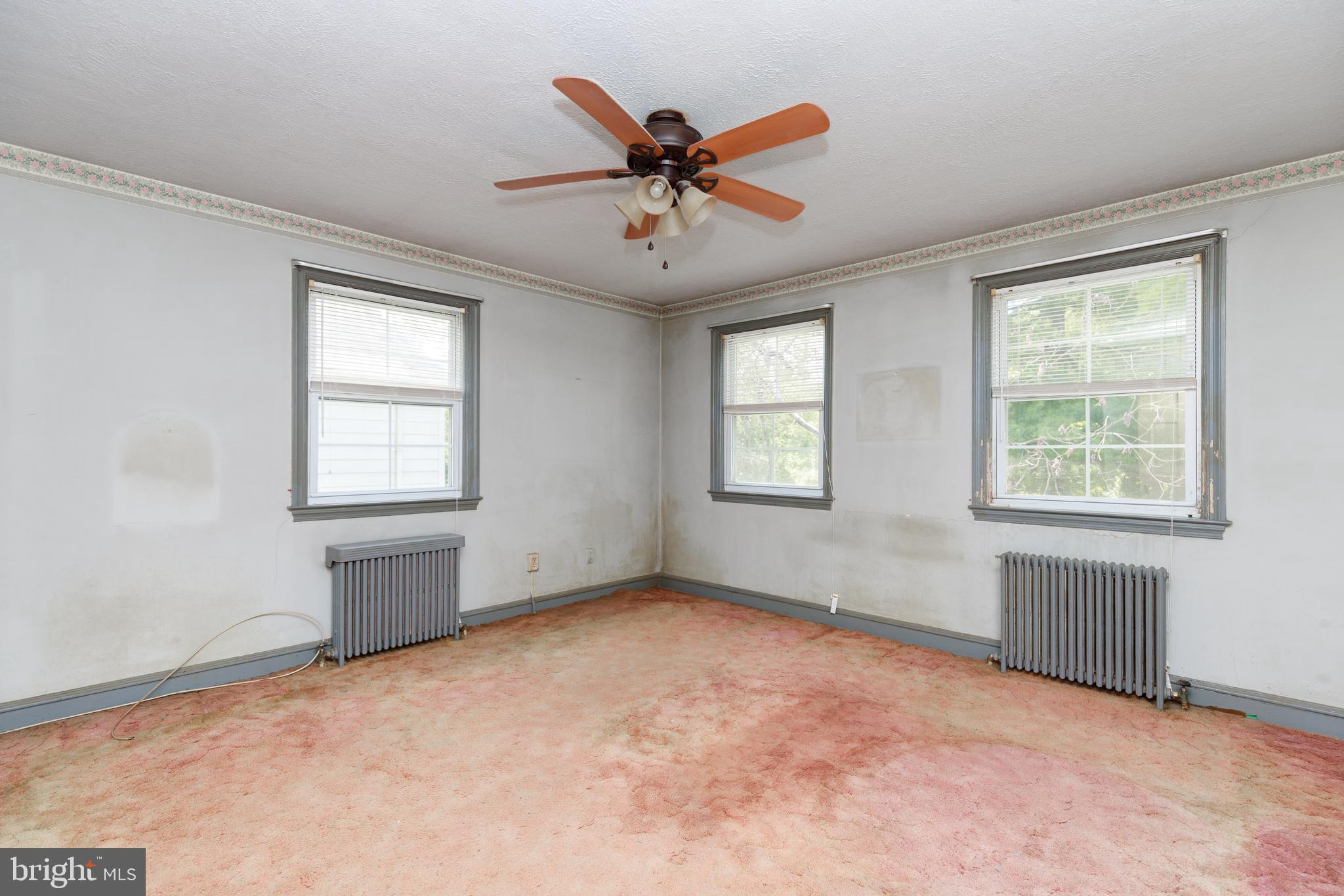 GWYNN OAK UPLANDS - Residential