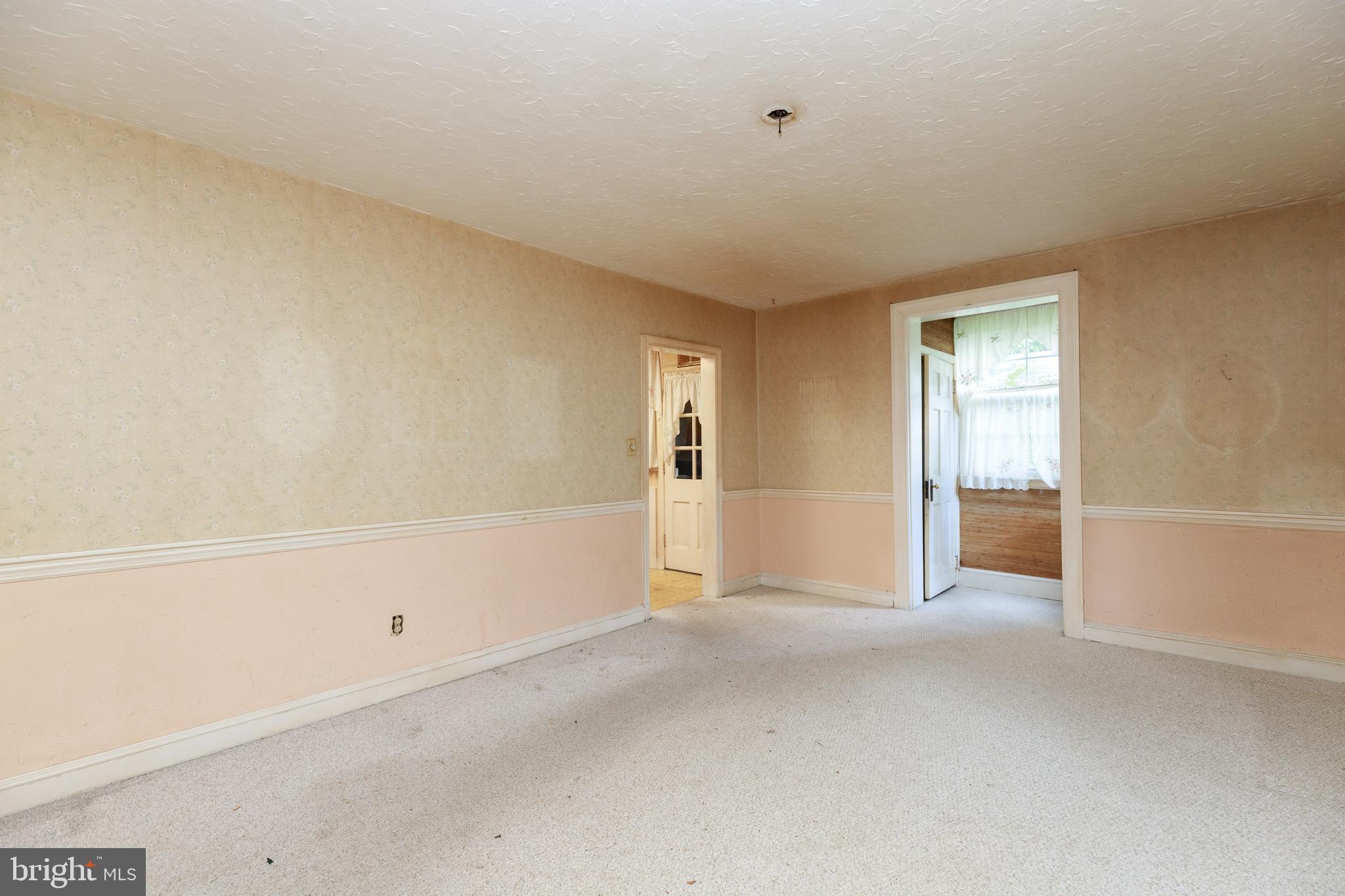 GWYNN OAK UPLANDS - Residential