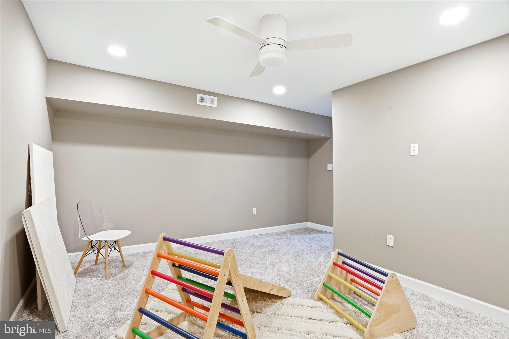 WORMANS MILL - Residential