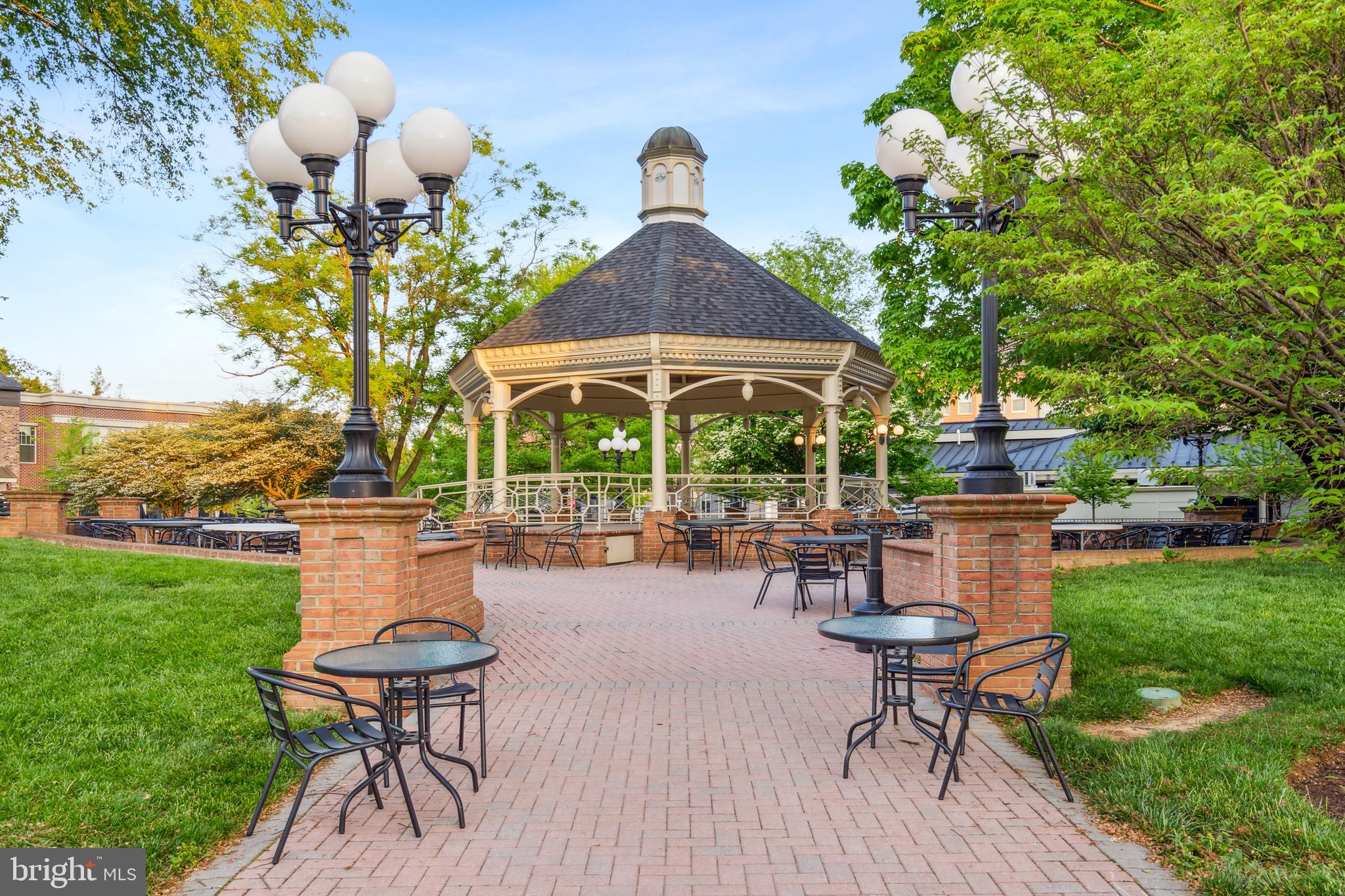 WORMANS MILL - Residential