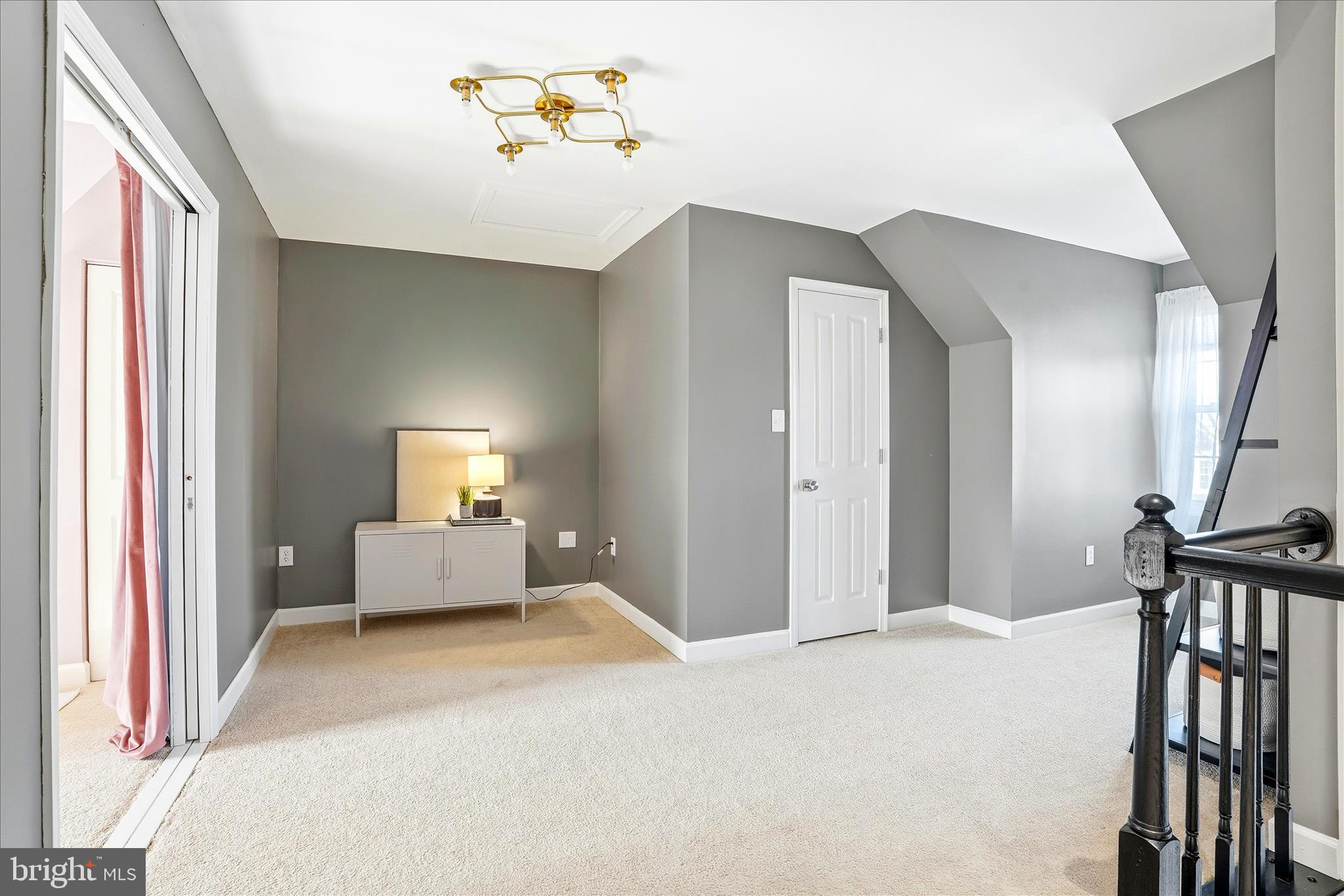 WORMANS MILL - Residential