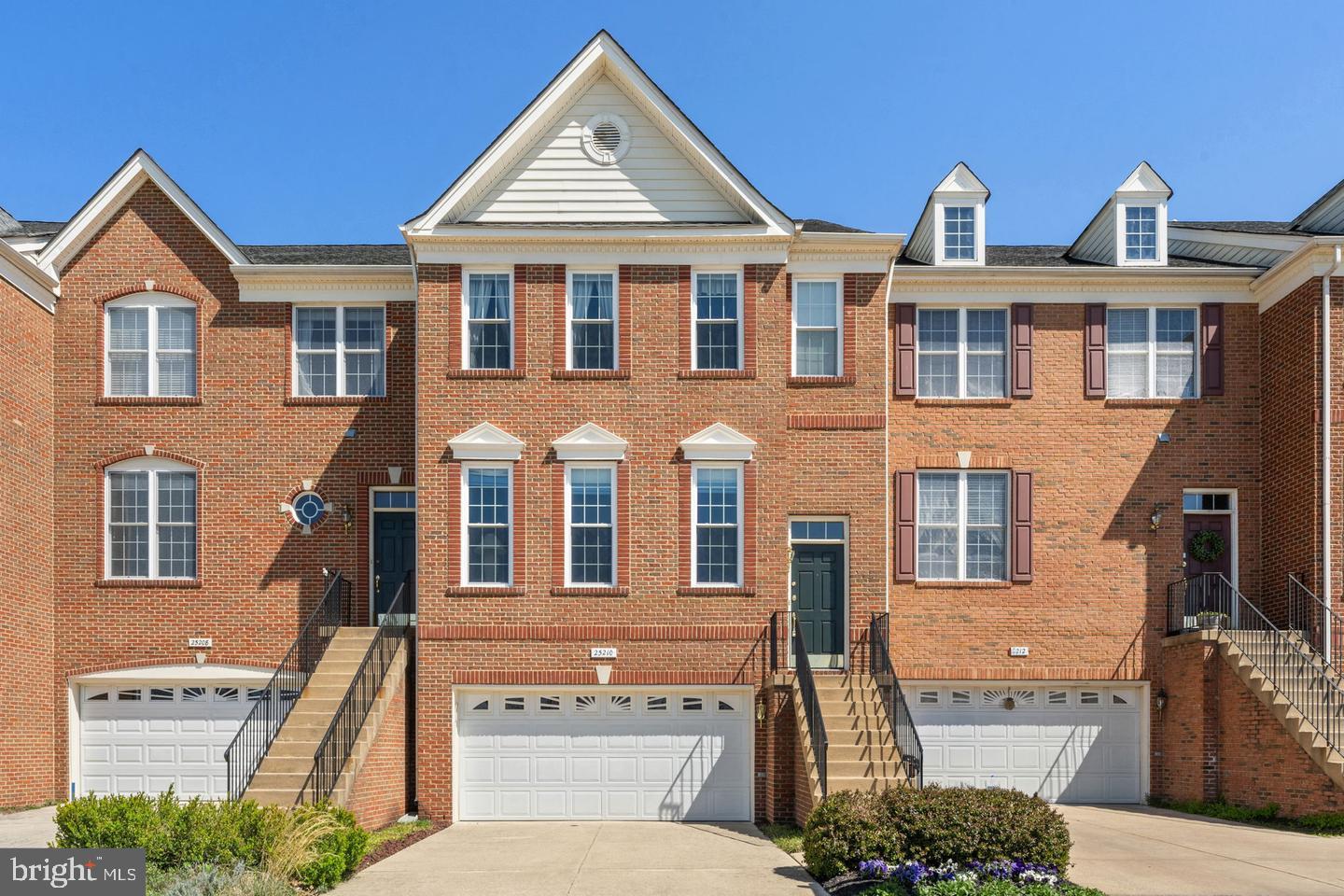 Welcome Home! Step into this stunning middle-unit townhome offering nearly 2,678 sq. ft. of beautifully designed living space. This elegant residence features 3 spacious bedrooms and 2.5 bathrooms, thoughtfully crafted for today’s modern lifestyle.
The entry level provides a versatile space perfect for entertaining or relaxing, with easy access to the backyard—ideal for hosting guests or enjoying quiet moments outdoors.
On the main level, you’ll be greeted by gleaming hardwood floors and a gourmet kitchen showcasing stainless steel appliances, granite countertops, and upgraded cabinetry. The open-concept family room and dining area flow effortlessly onto a lovely deck, creating a perfect setting for gatherings or peaceful evenings.
Upstairs, the primary suite is a true retreat, featuring high ceilings, walk-in closets, and a luxurious ensuite bath complete with a jetted soaking tub, standing shower, and dual vanities. Two additional bedrooms, a full bathroom, and a convenient laundry room complete this level.
Additional highlights include a 2-car front-load garage and a prime location close to shopping, dining, and everyday conveniences.
This home blends style, comfort, and convenience—everything you’ve been looking for in your next move. More images will be uploaded soon. Available to rent from 1st November 2025