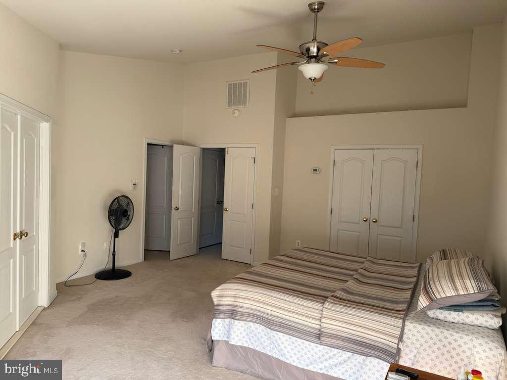 SOUTH RIDING - Residential Lease