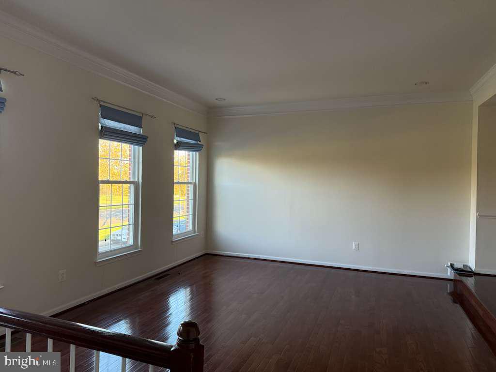 SOUTH RIDING - Residential Lease