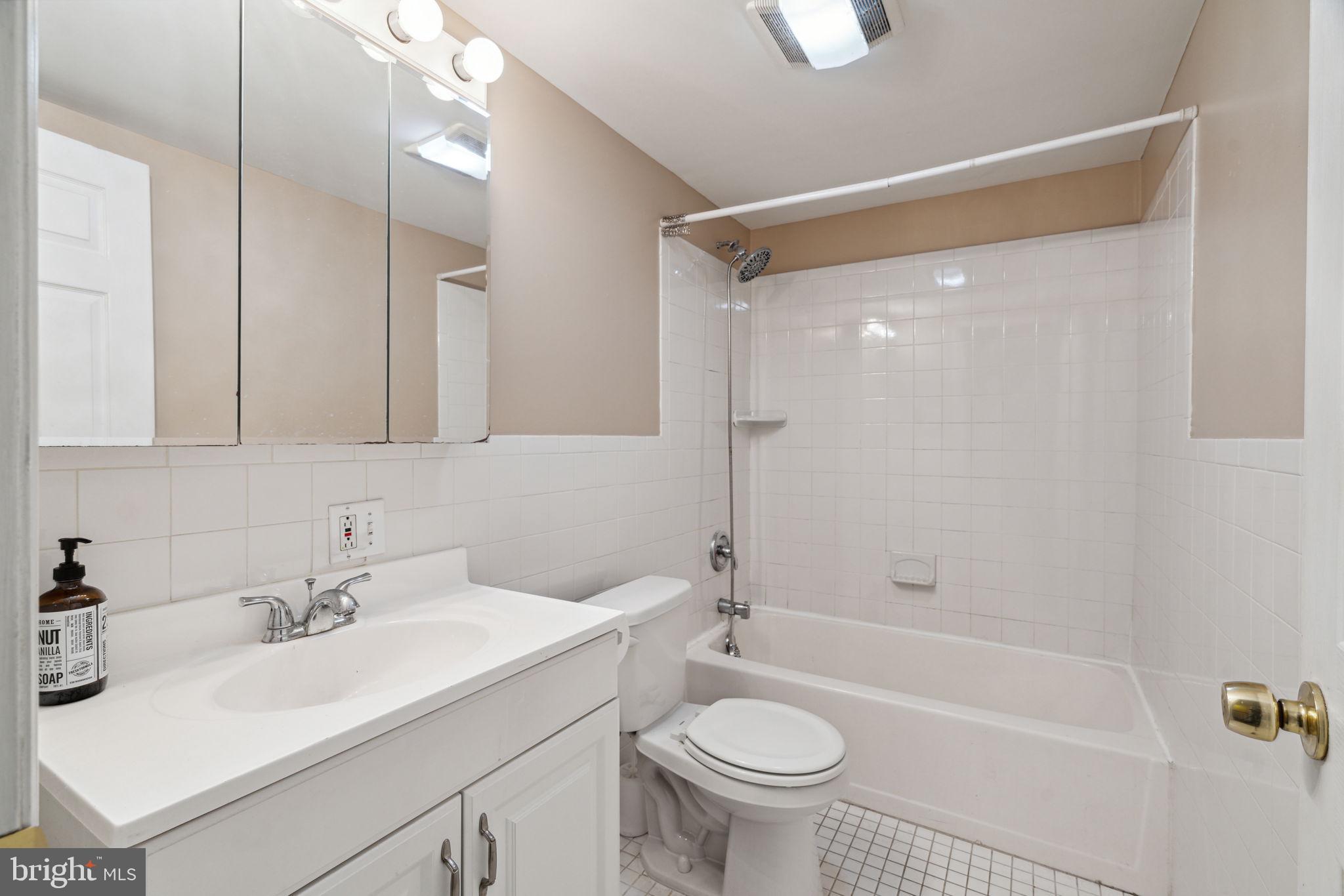 PENNSPORT - Residential Lease