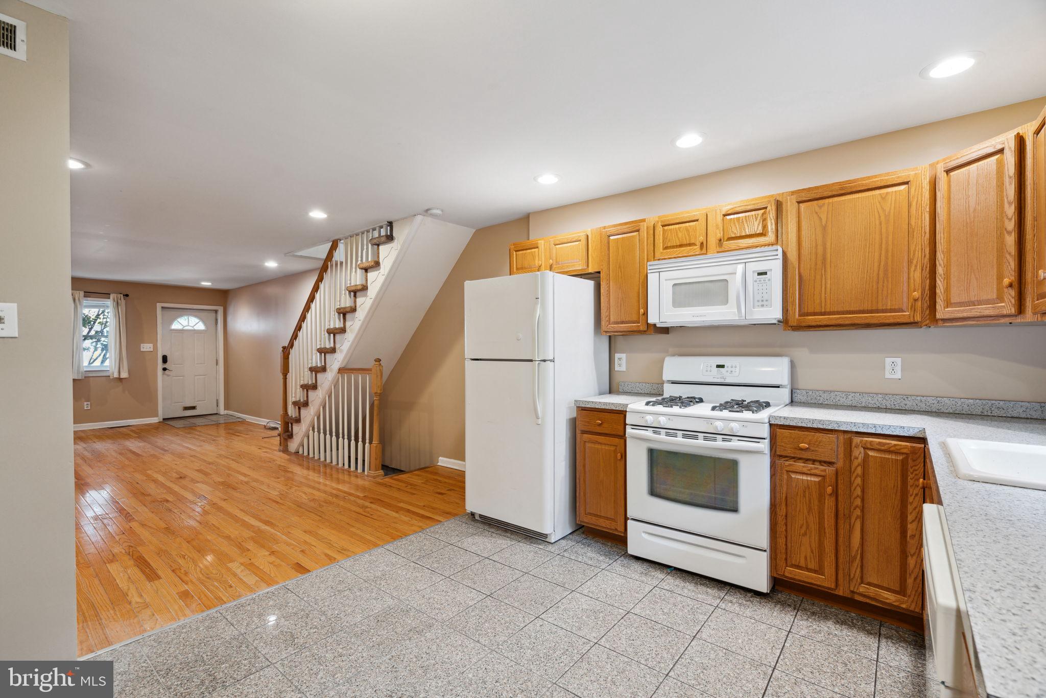 PENNSPORT - Residential Lease