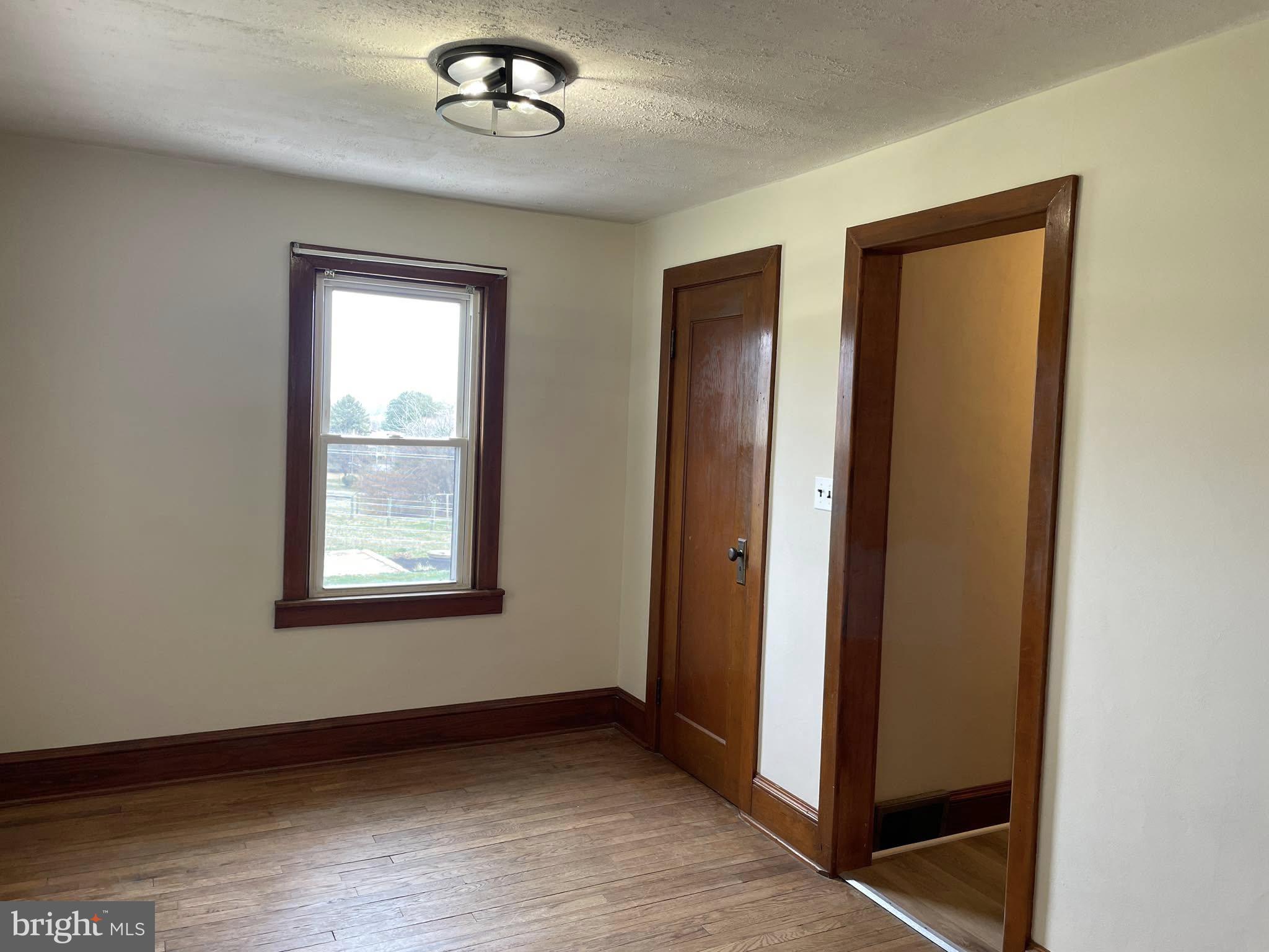 SPRING GROVE - Residential