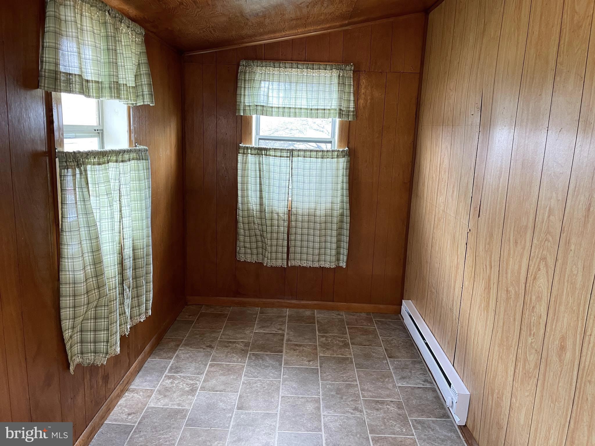 SPRING GROVE - Residential