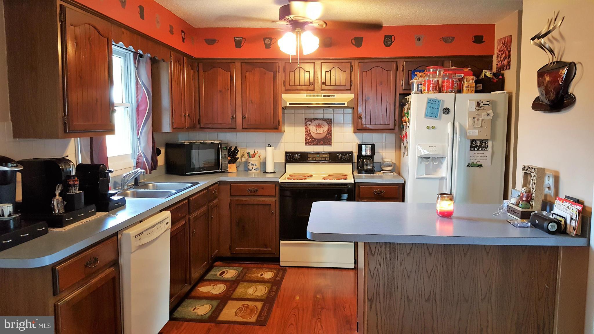 PIKEVIEW ACRES WEST - Residential