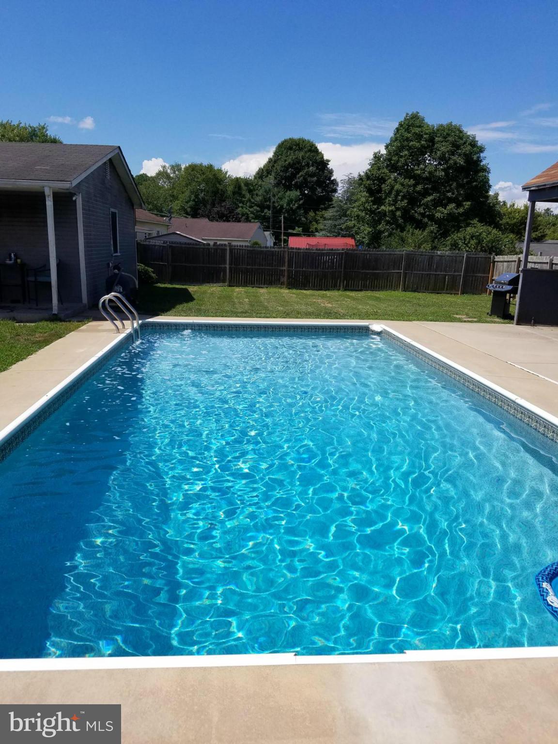 PIKEVIEW ACRES WEST - Residential