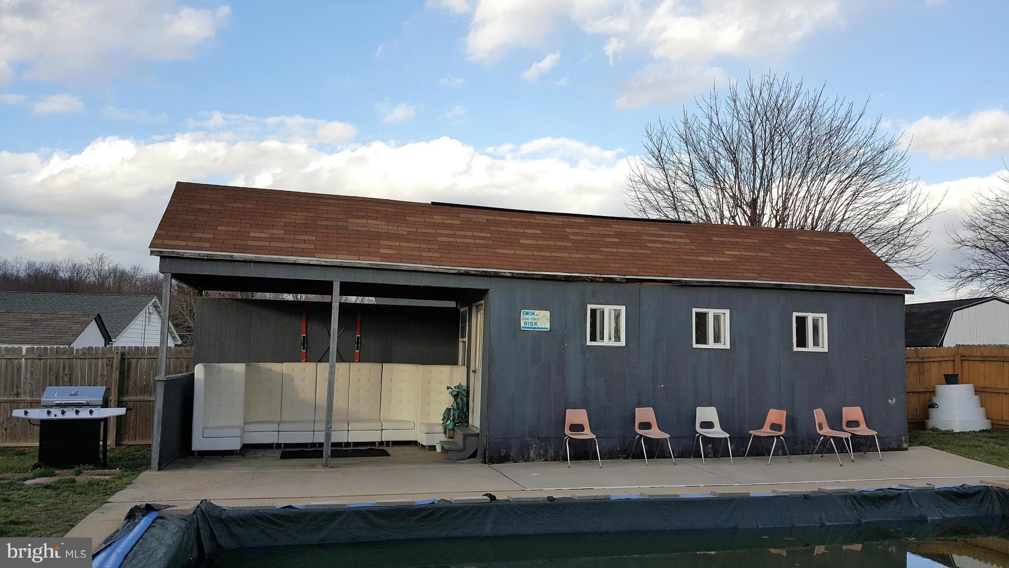 PIKEVIEW ACRES WEST - Residential