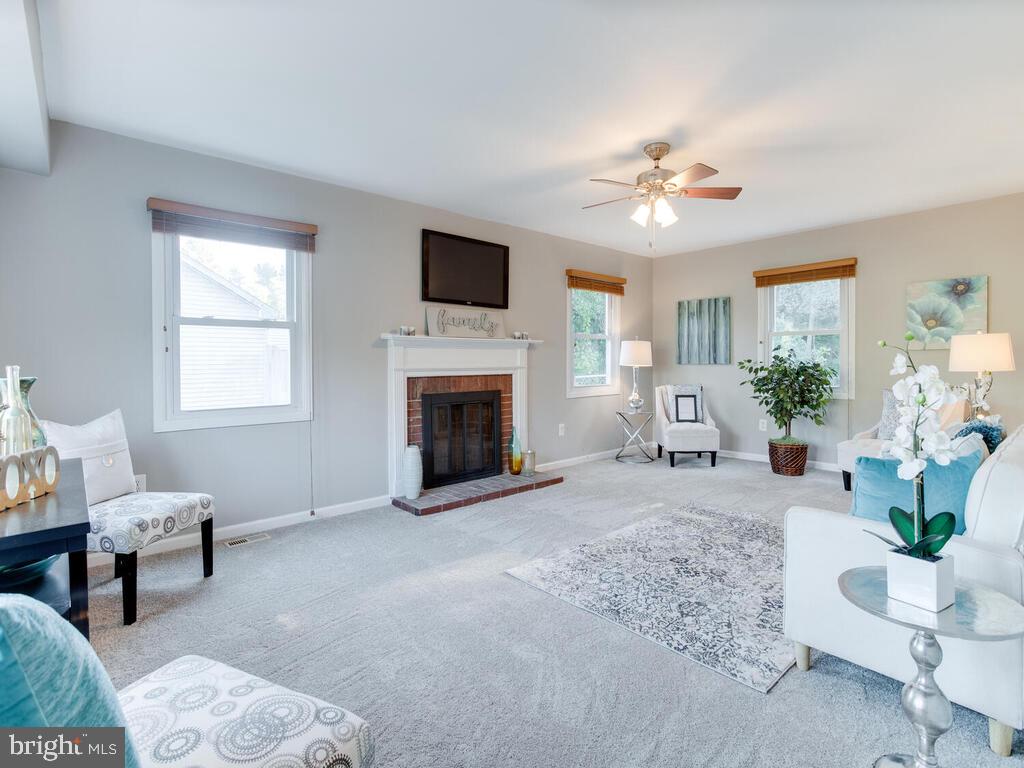 POINTER RIDGE - Residential