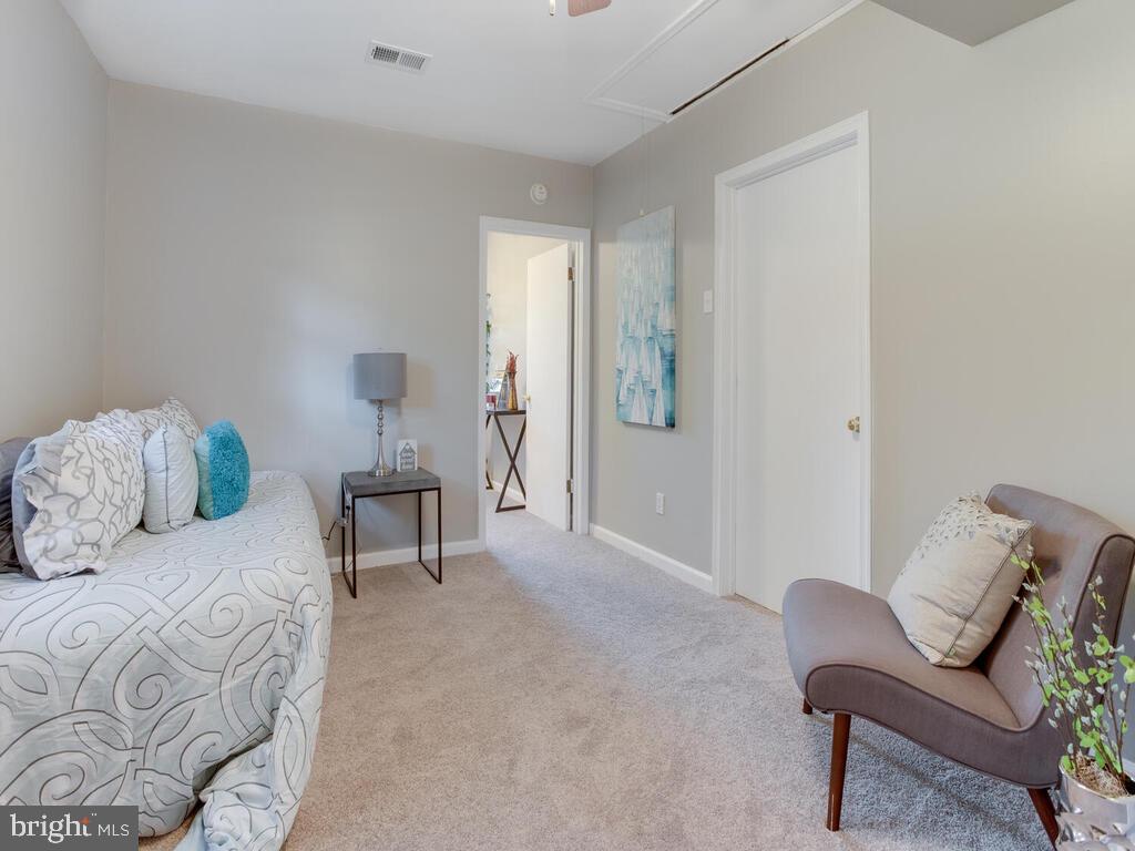 POINTER RIDGE - Residential