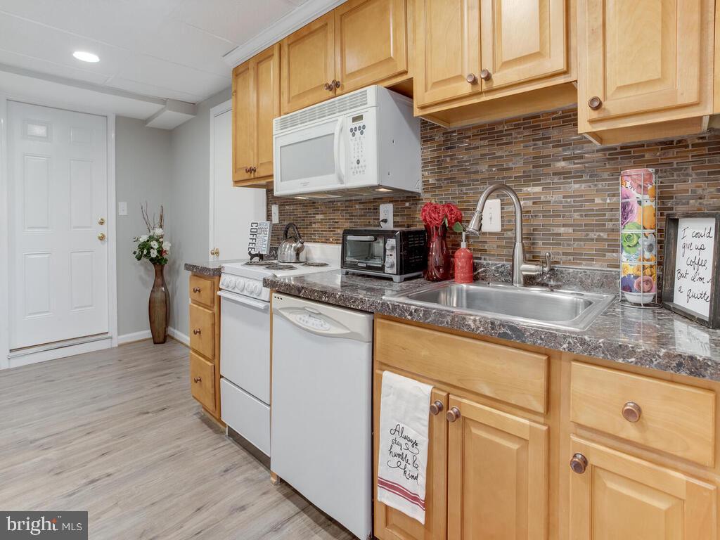 POINTER RIDGE - Residential