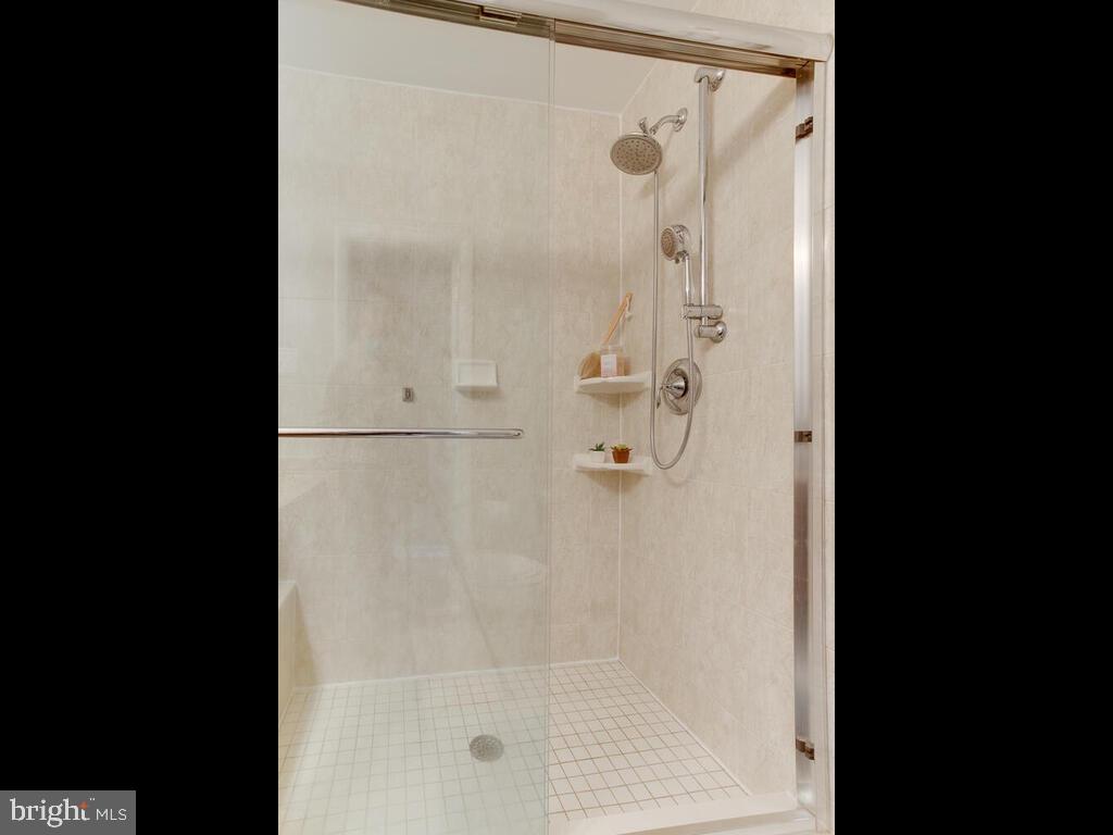 POINTER RIDGE - Residential