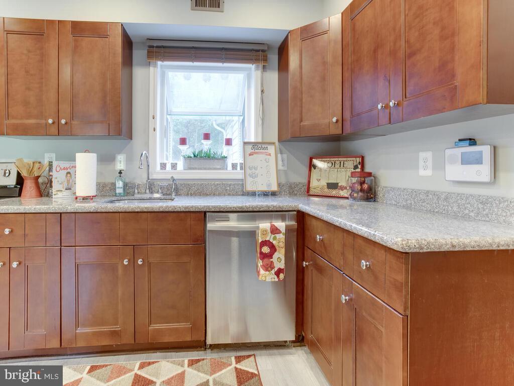 POINTER RIDGE - Residential