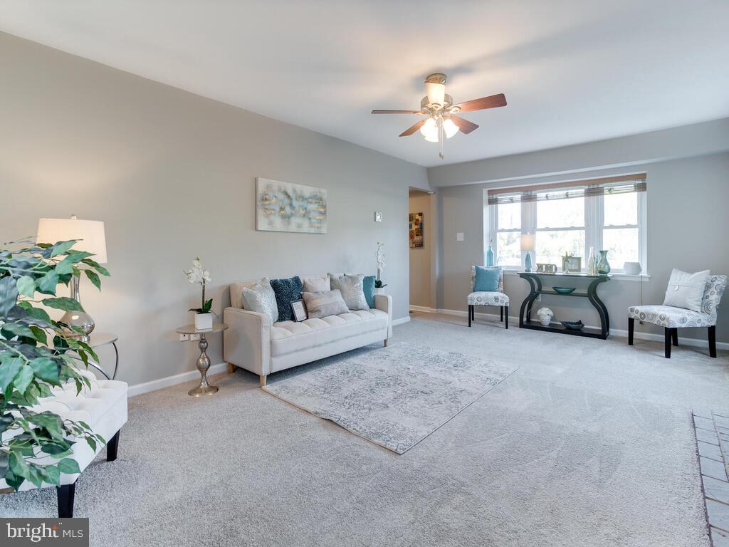 POINTER RIDGE - Residential