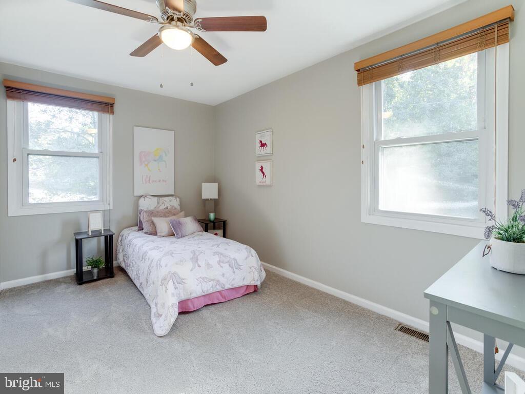 POINTER RIDGE - Residential