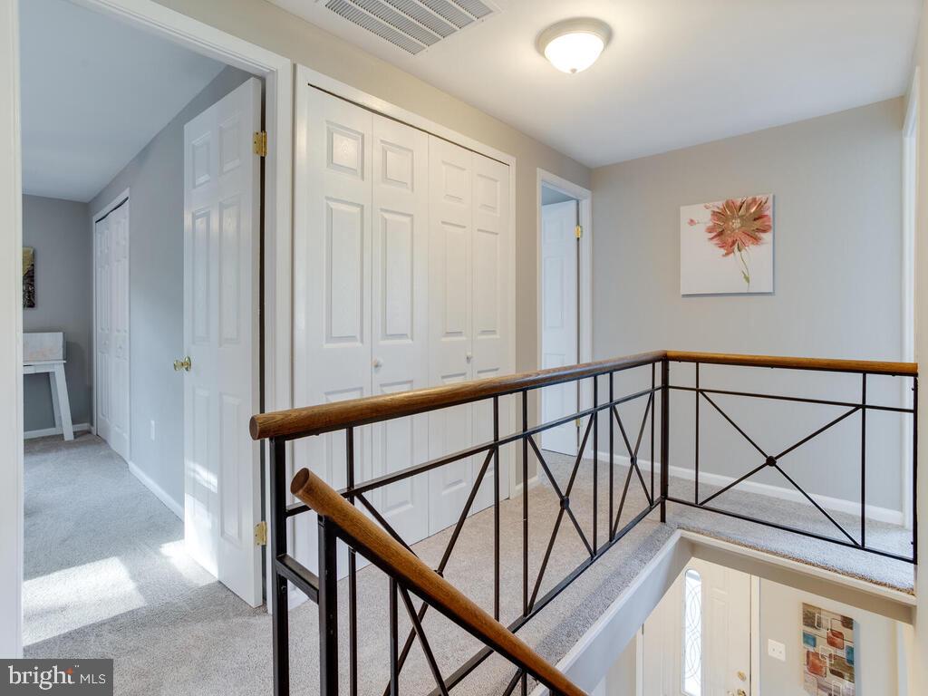 POINTER RIDGE - Residential