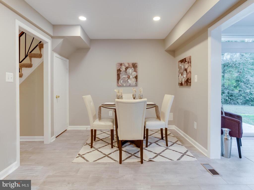 POINTER RIDGE - Residential