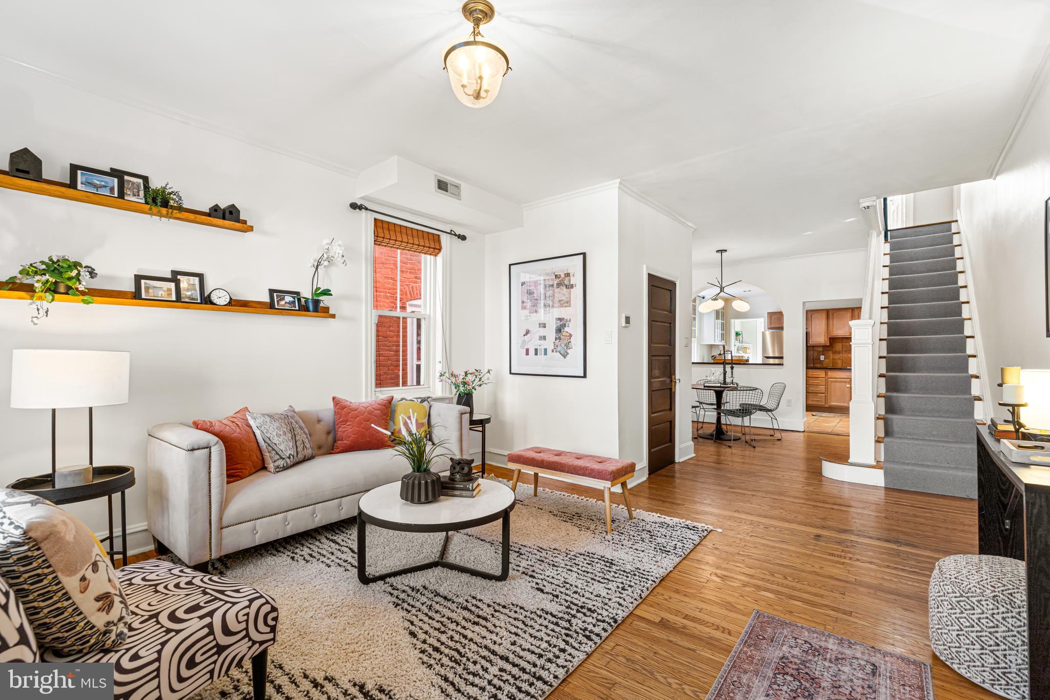 8220 ARDLEIGH STREET