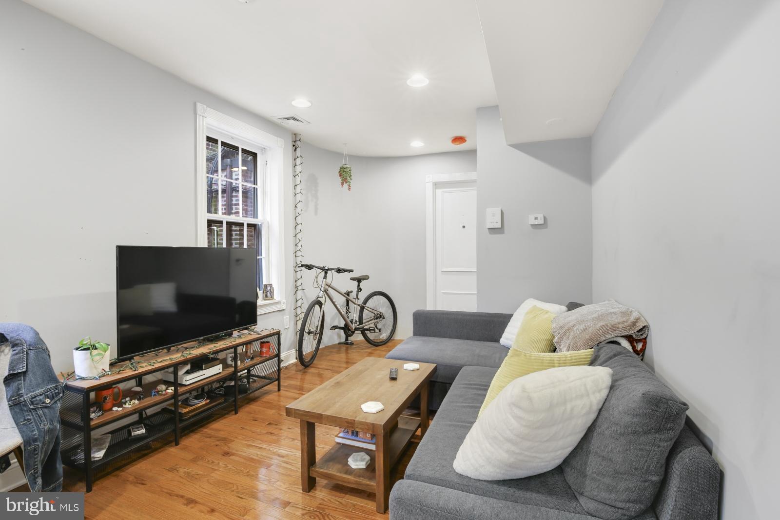 CENTER CITY - Residential Lease