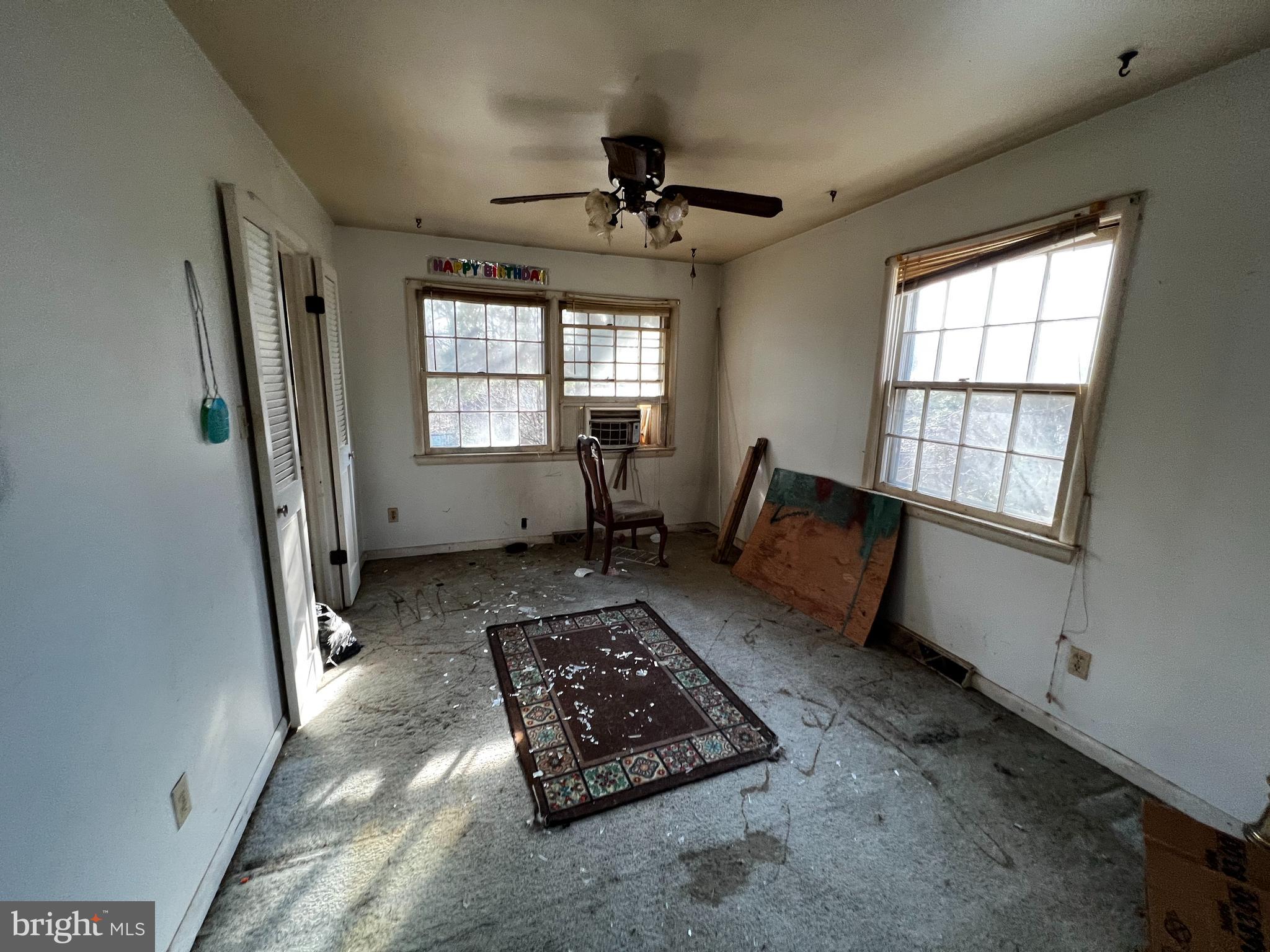 GILLENS GROVE - Residential